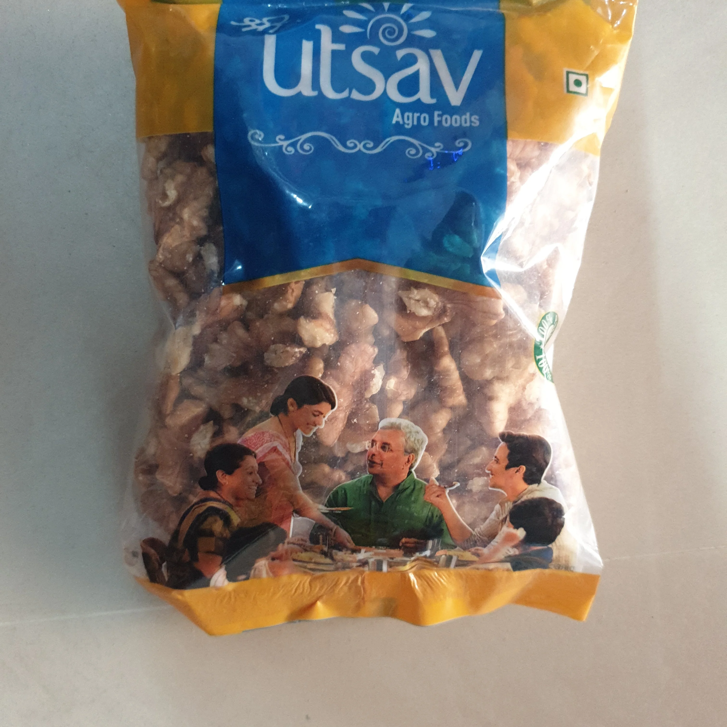 Utsav Agro Foods Walnuts (Akhrot Giri) - 250g