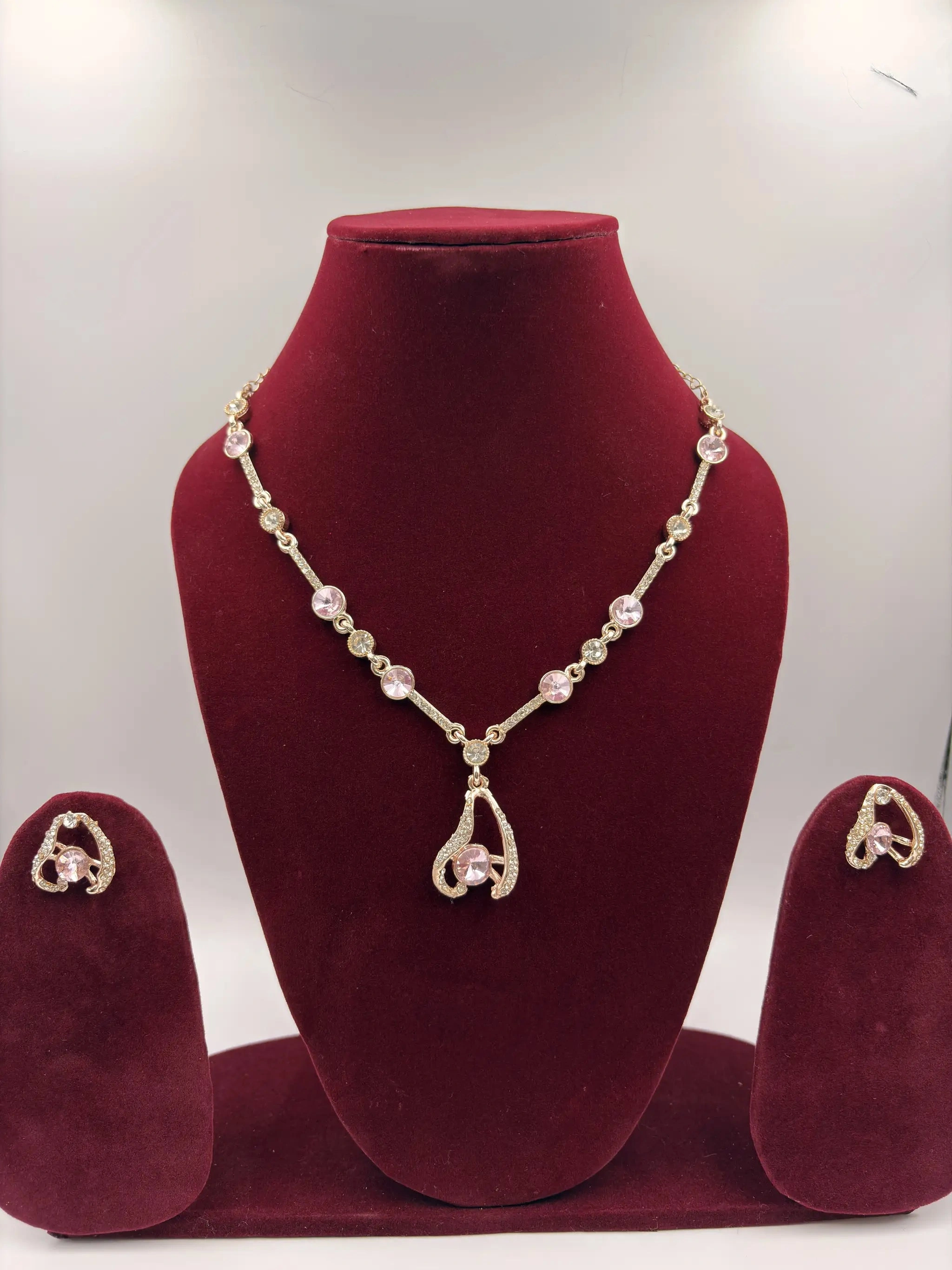 Gulriva Rajwada Necklace Set – Artificial Jewellery for Women
