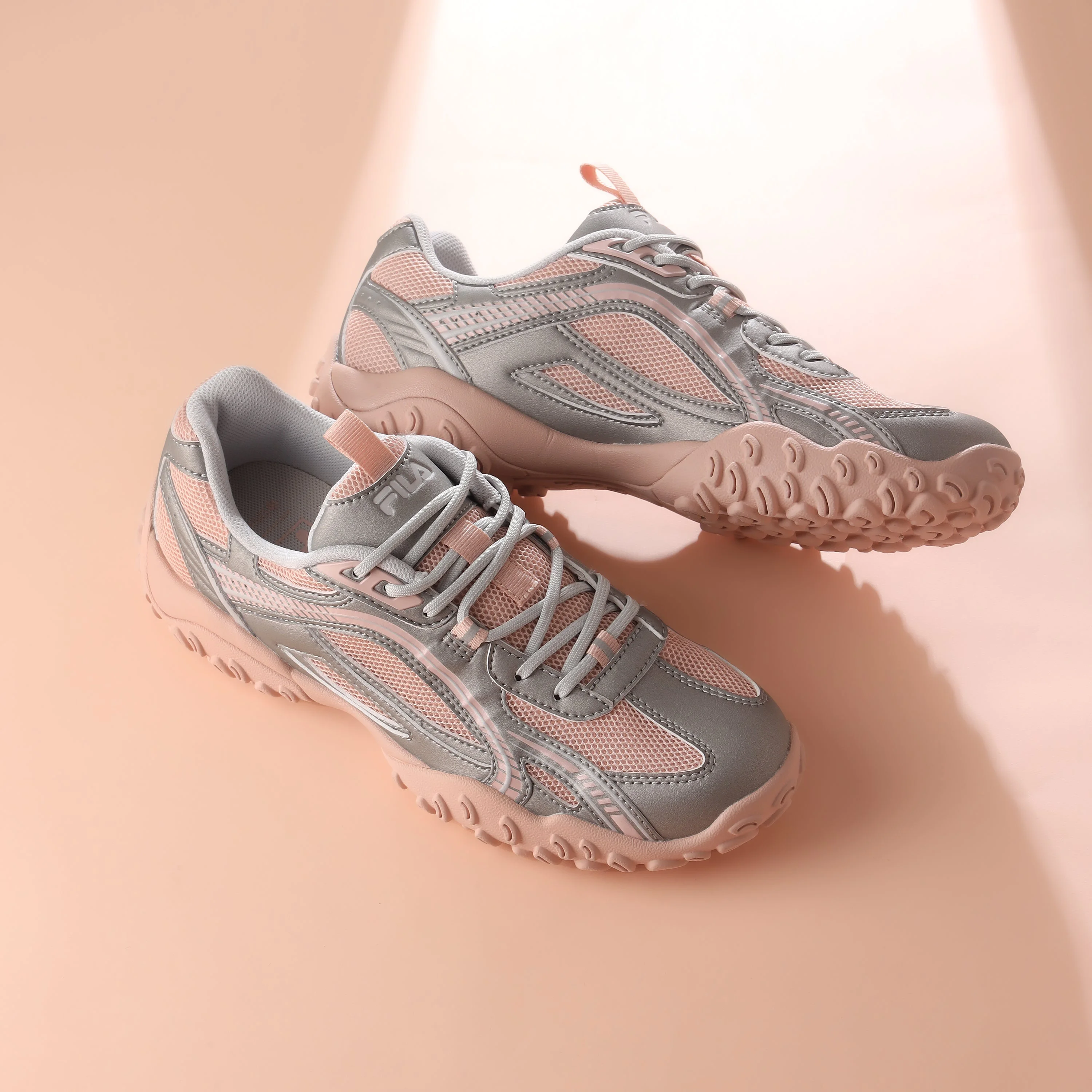 Fila Women Pink Echappe Ms Shoes - image 1